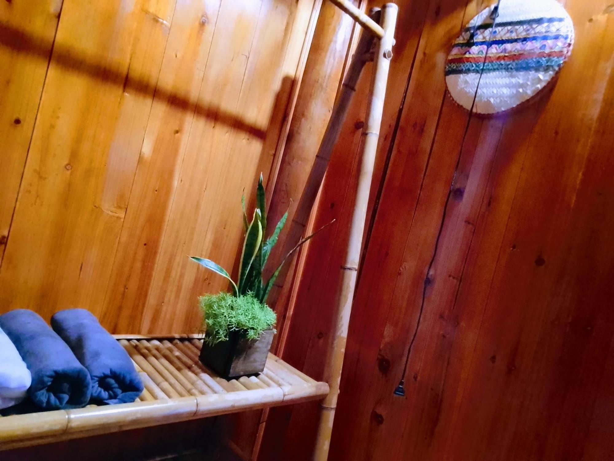 Surelee Homestay سابا الغرفة الصورة